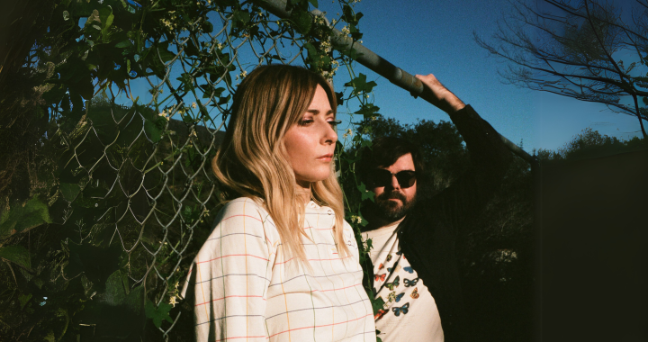 Mirrorball: El Duo de Dream Pop que Trae la Magia de California al Mundo