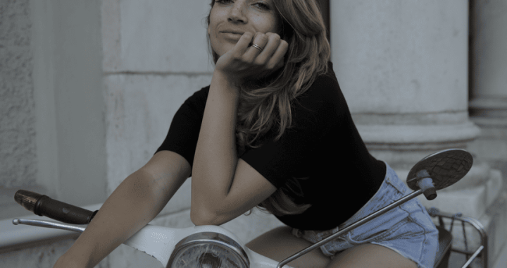 Luca Vasta y el pop que huele a verano: así suena “Disco Mare”