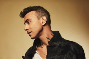 UNFURL se aproxima: Asaf Avidan abre el telón con su fantasma más íntimo