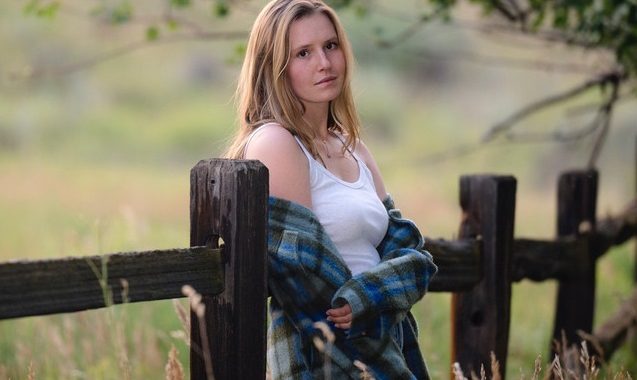 Jaidyn Hurst: vulnerabilidad y optimismo en el indie pop