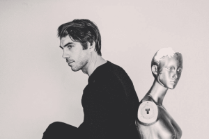 “I Miss You” y el Sonido con Gran Cálidez de Neem