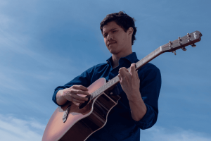 Denna Mur y el viaje musical de “Ferris Wheel”