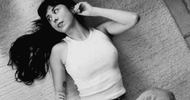 El Control Creativo de Daniela Andrade y su Nueva Propuesta i see red