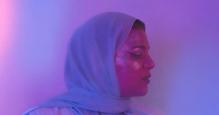 Dana Al Meer y “La Wahani”: una voz que une culturas