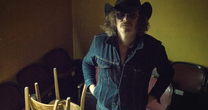 Turner Cody y Recognize a Friend: una mirada nostálgica al paso del tiempo