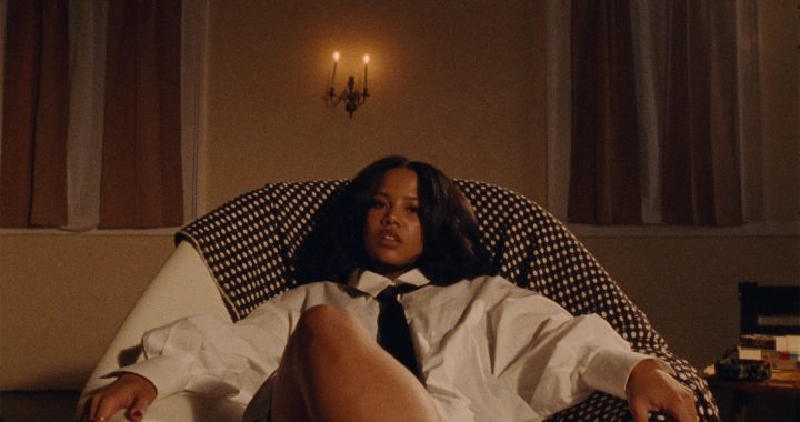 Baby Rose renace con “Friends Again”, un dueto de alma clásica junto a Leon Thomas