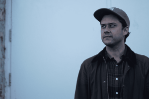 Fer Franco y “Semi-Finalista”: La guitarra que domina la penumbra