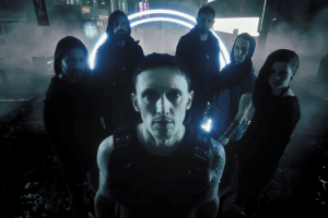 “The Divide – Acoustic (Live)”: Un soplo musical entre teclas y cuerdas