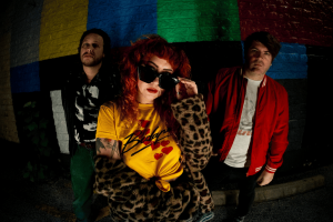 Glass Mansions y “Sunsetting”: Pop moderno con una gran dosis de rock