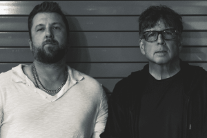 Starless: La Alquimia Musical de Judge & Jury