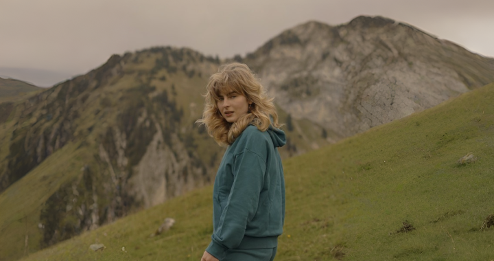 Mary Middlefield: La valentía de ser escuchada en “Take Me As I Am”