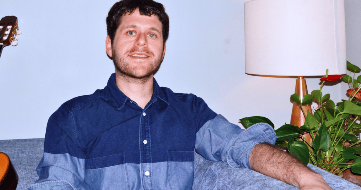 Stephen Becker y el Desenfado Moderno de Careless