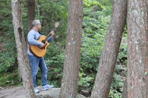 Blink of A.I.: El Regreso al Rock y Country de Jason Flashner