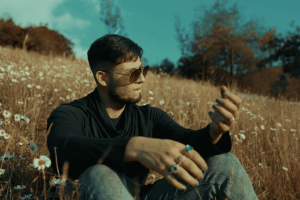 Mateo Fura y el Vigor de Solo Contra El Mundo