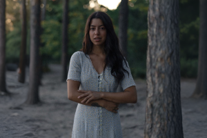 Laura Alden: folk y pop, una voz que habita la emoción