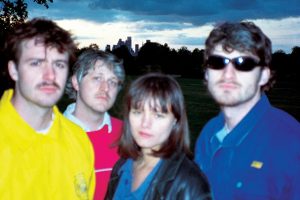 “Revolve Around You”: Pynch convierte la ruptura en un paisaje sonoro lo-fi