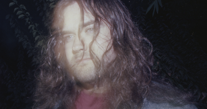 Entre el Silencio y la Nostalgia: Dillan Witherow y el Arte de Recordar