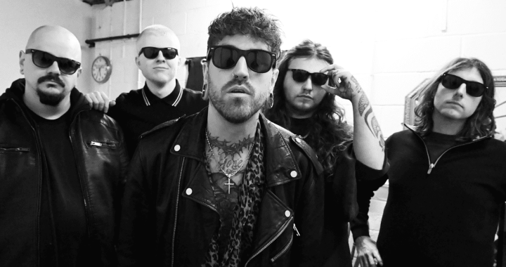 La vibración del rock en The Spitting Pips estalla con Green Eyes