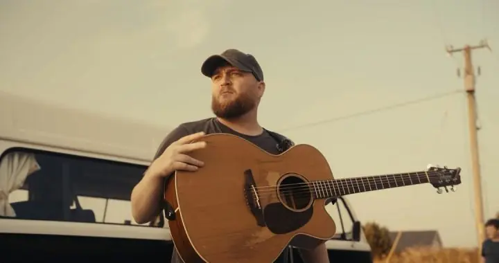 El pulso de la vulnerabilidad: Dave Lofts y “I’m All Yours”