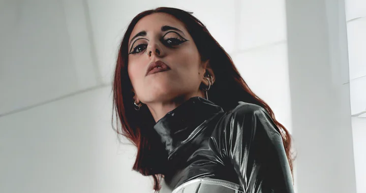 Mara V entra en terreno oscuro con “El Mesías”, una crítica sonora al poder