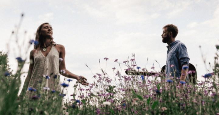 El paisaje acústico de Marshall Thomas trasluce en Waterfall Song y Daisy