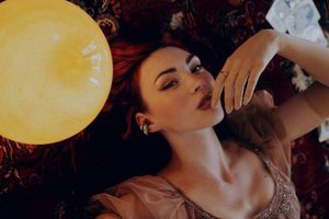 Tessa Rae explora el lado más vulnerable del amor en “Lovers Always Lose”