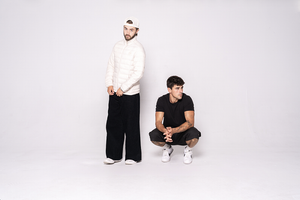 Jack & Jack presentan “Bulletproof”, una canción sobre la familia y el paso del tiempo