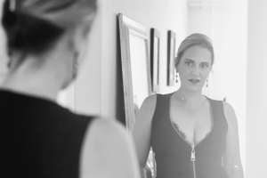 I’m Over You: Las influencias soul y la versatilidad interpretativa de Rebecca Helen