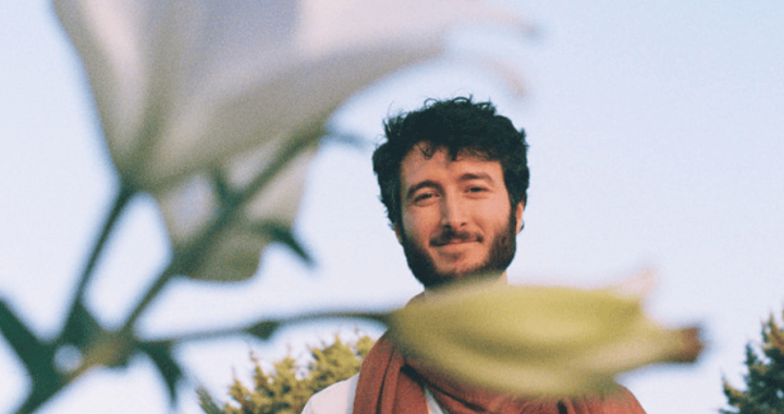 El viaje espiritual y la plenitud acústica de Antonio de Arcas en Nimbo